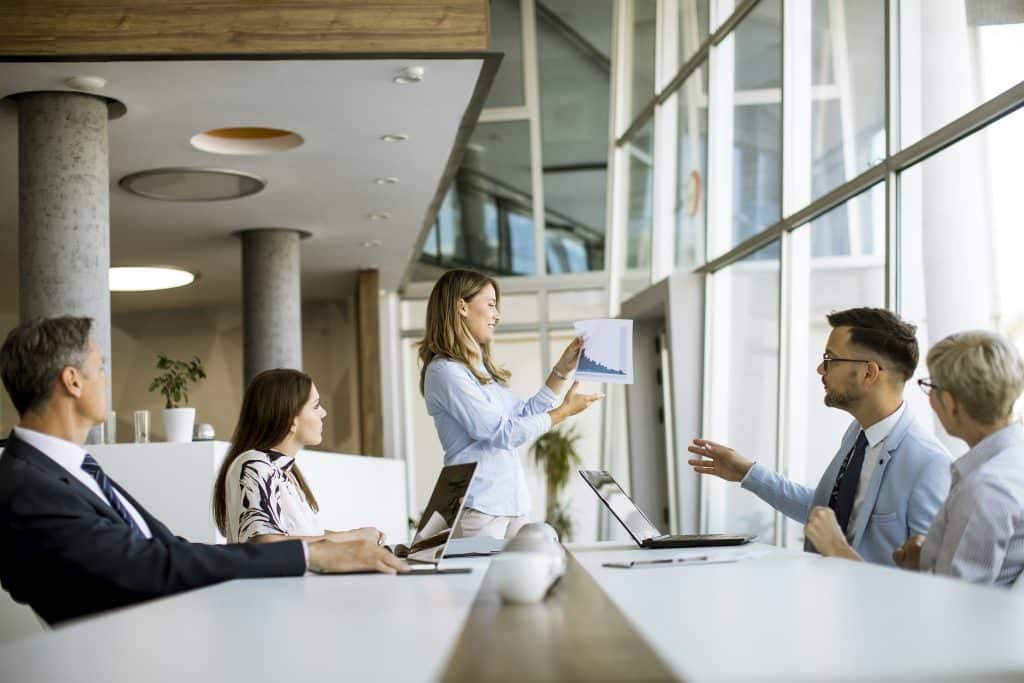 Lawyer-client meeting for a social restructuring